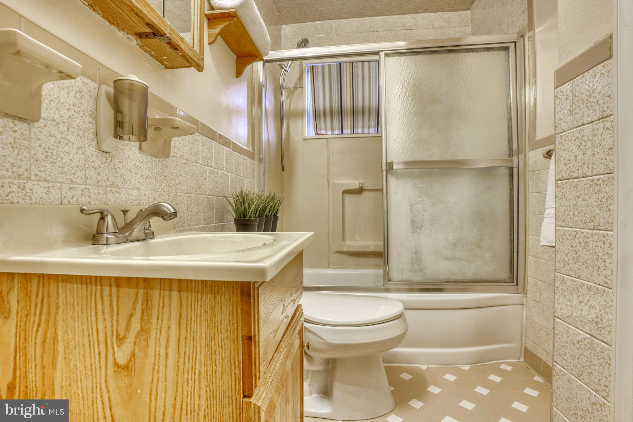 EASTWOOD - Residential