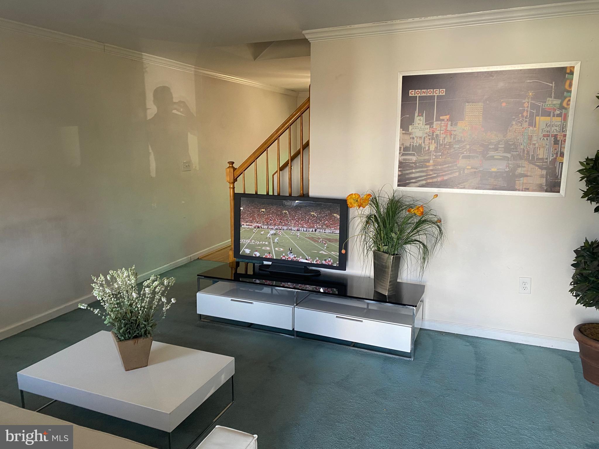 EASTWOOD - Residential