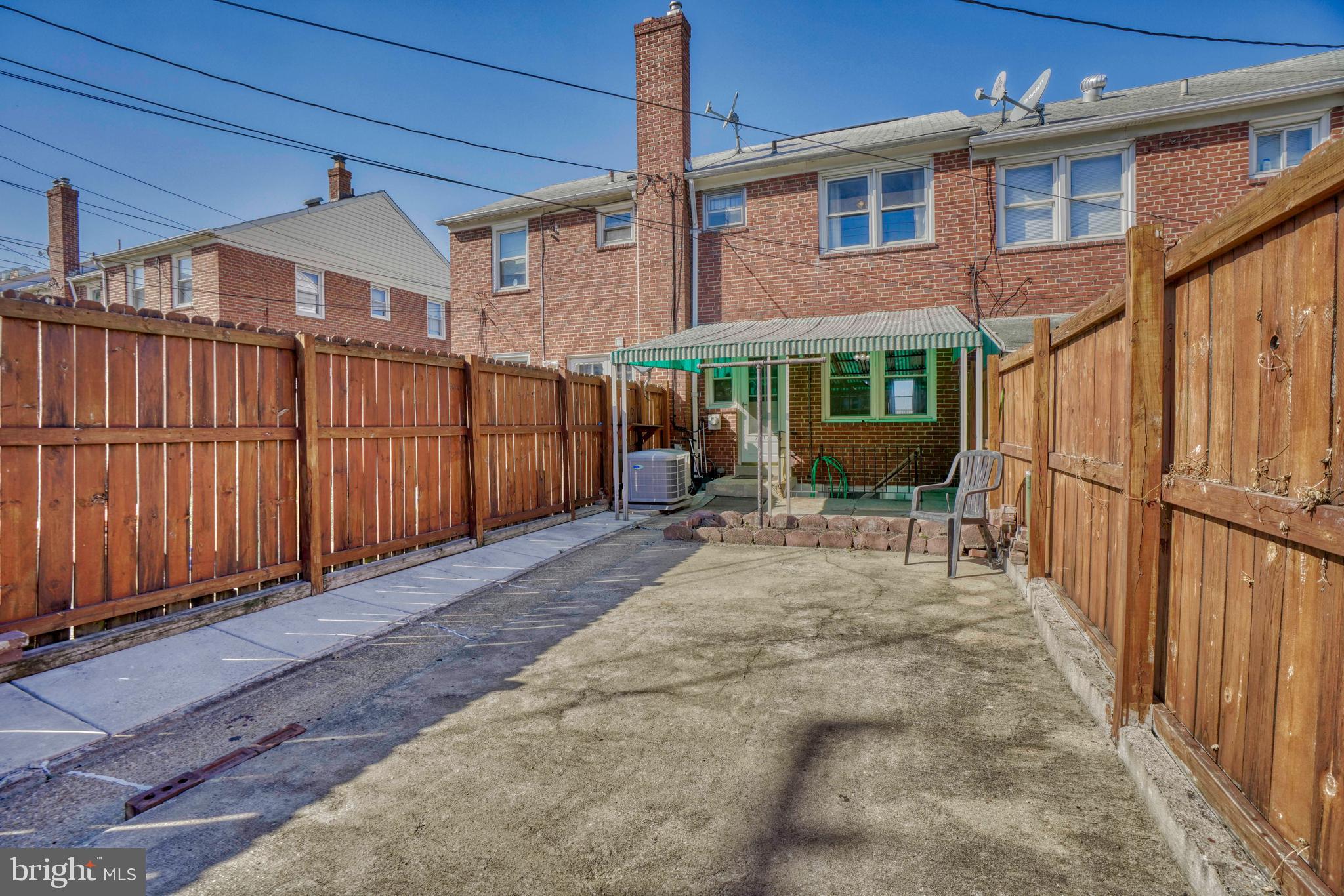 EASTWOOD - Residential