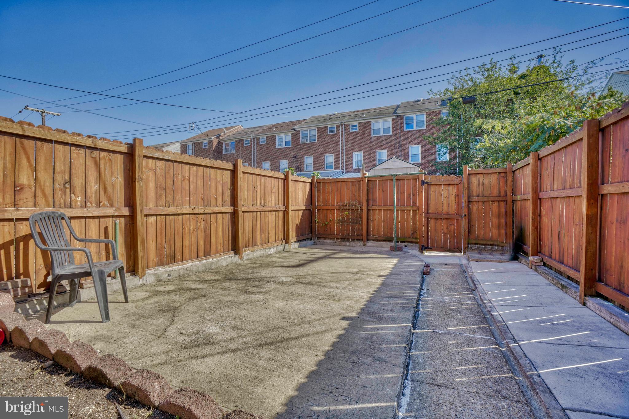 EASTWOOD - Residential