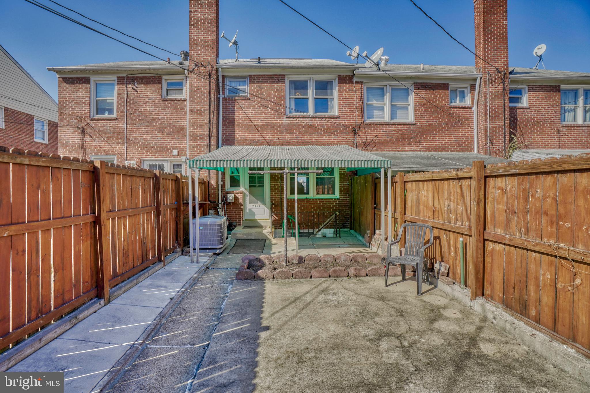 EASTWOOD - Residential