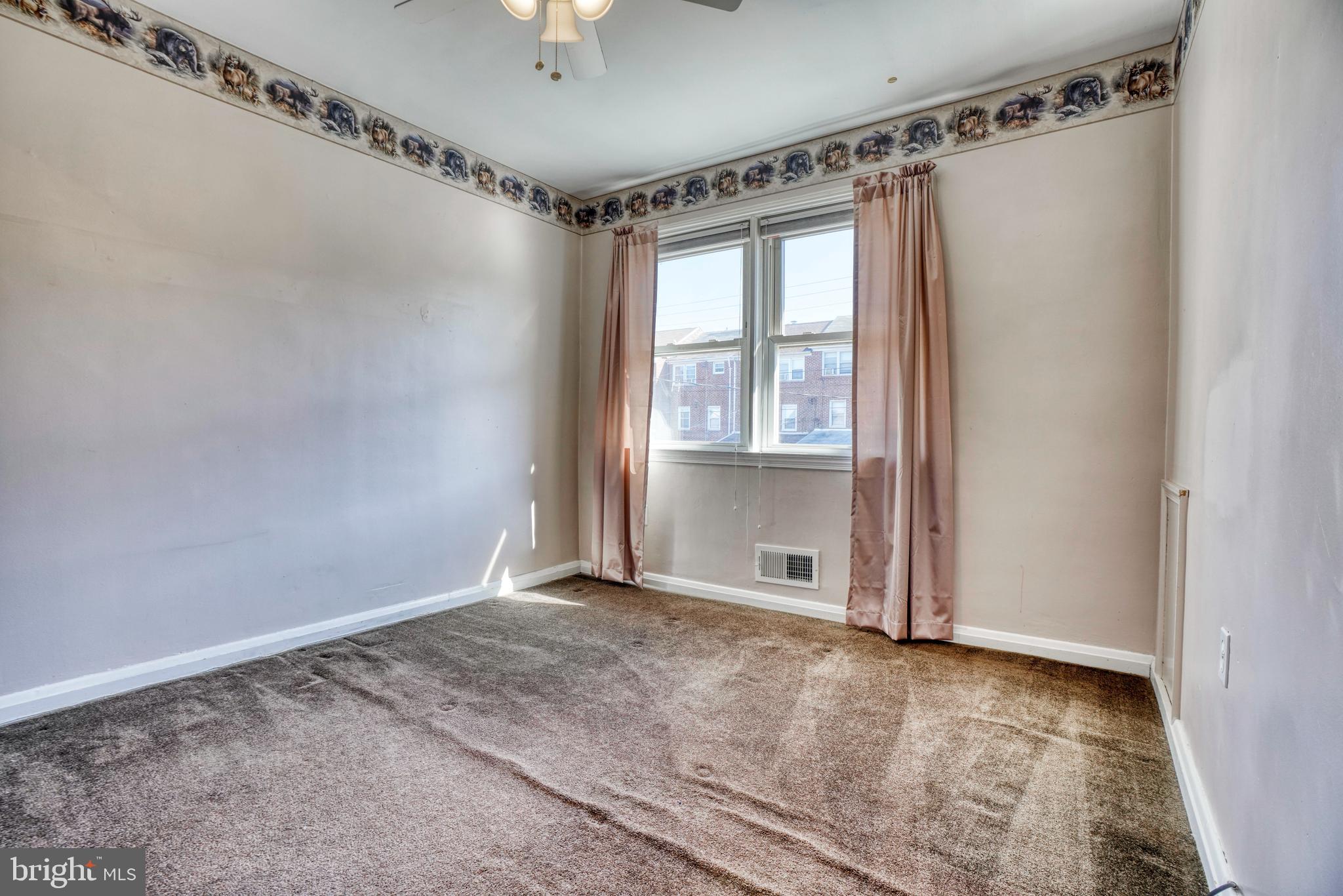 EASTWOOD - Residential