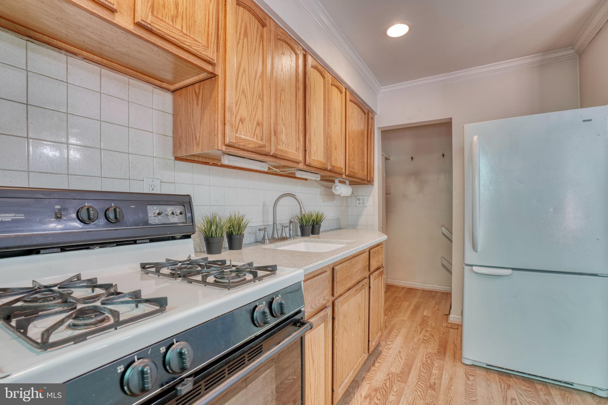 EASTWOOD - Residential