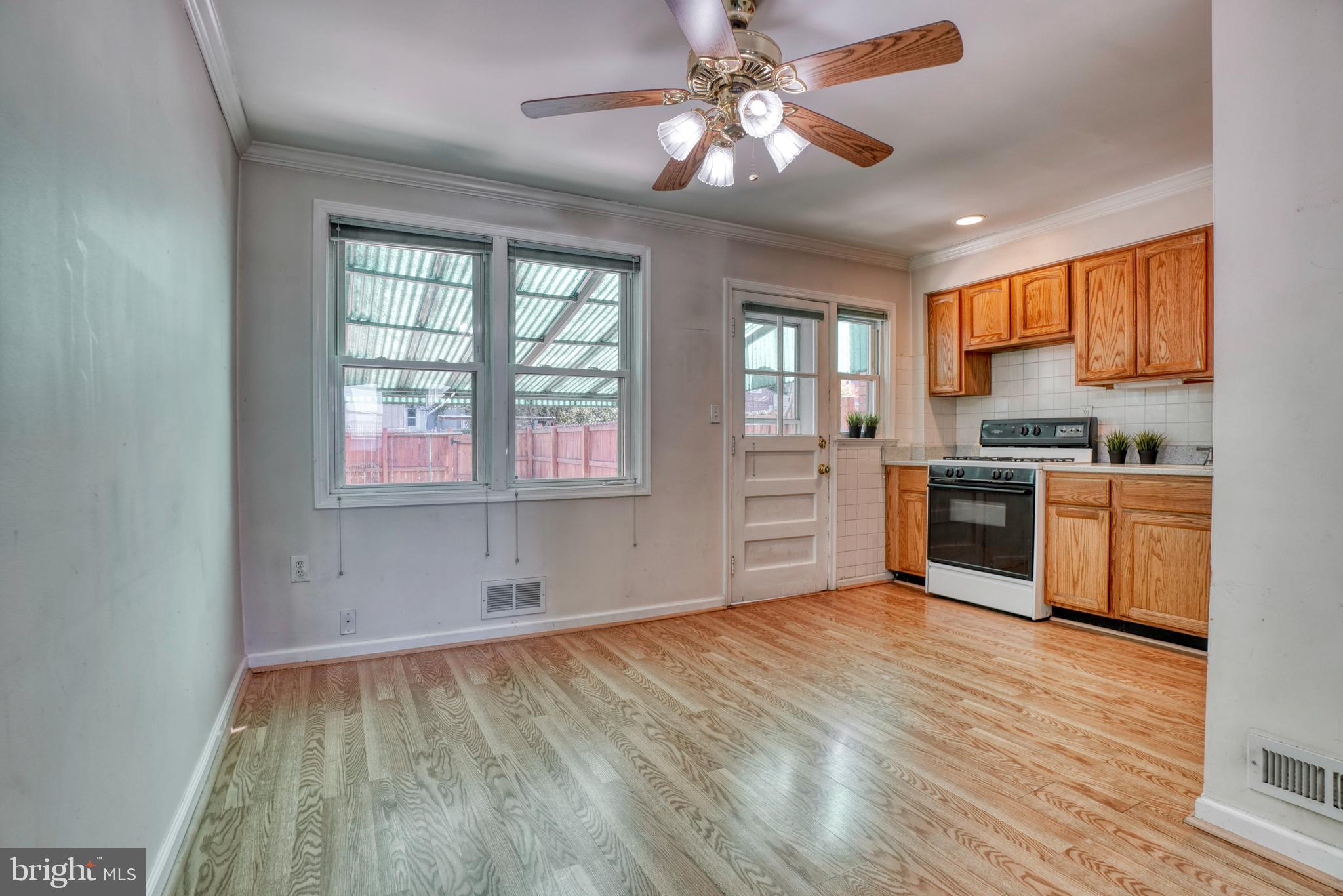 EASTWOOD - Residential