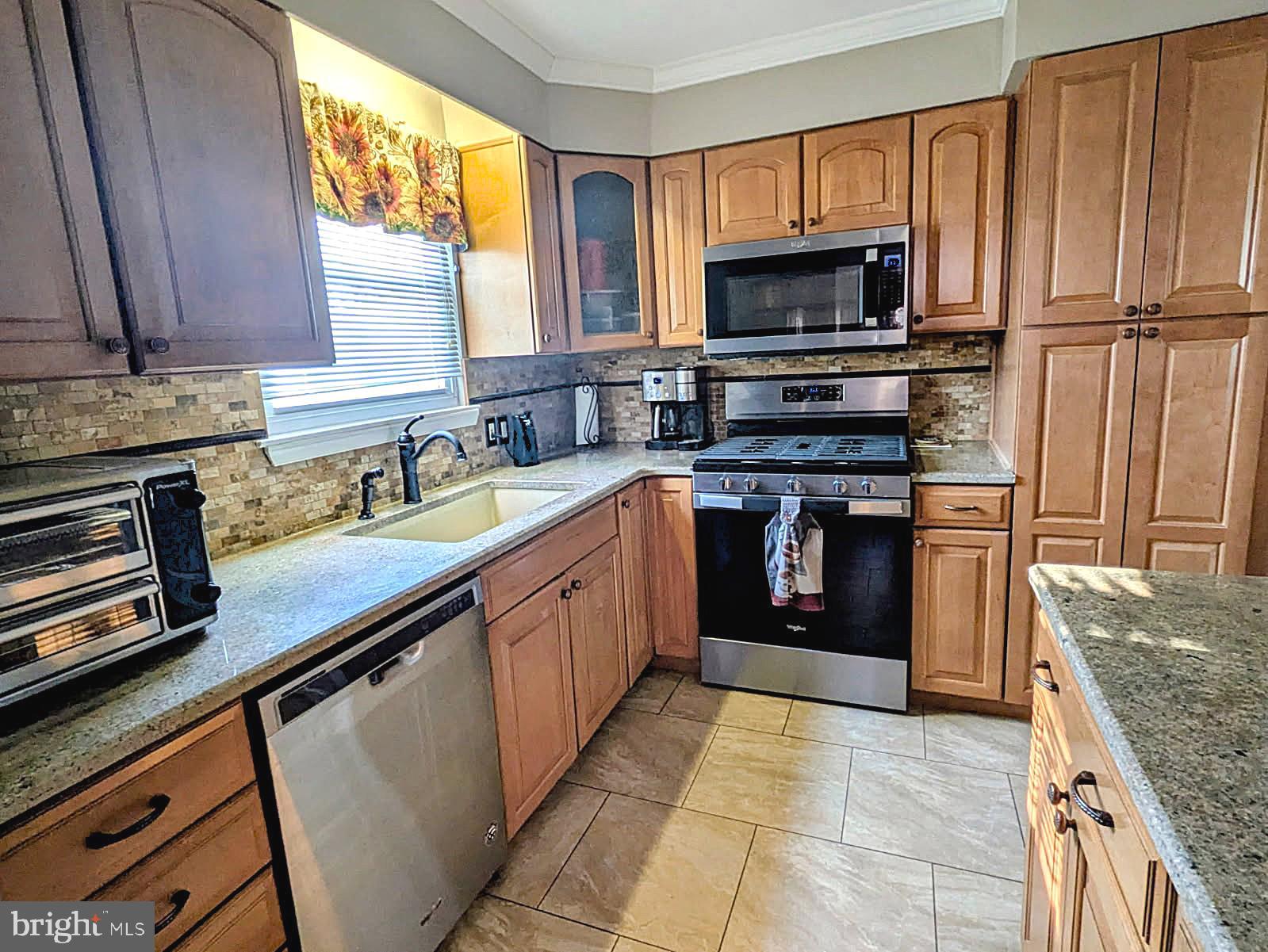 GLEN VIEW PARK - Residential