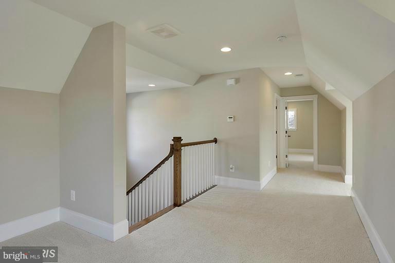 LACEY FOREST - Residential