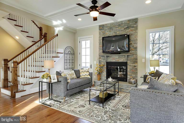 LACEY FOREST - Residential