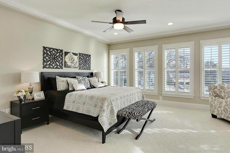 LACEY FOREST - Residential