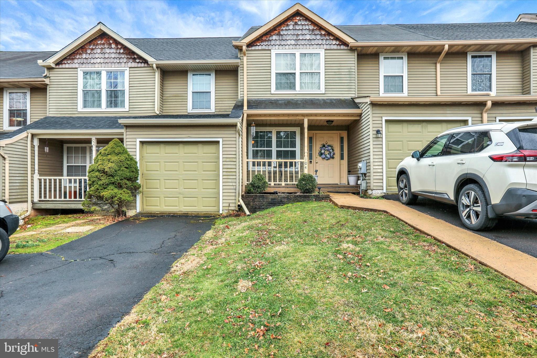 100 ACRE WOODS - Residential