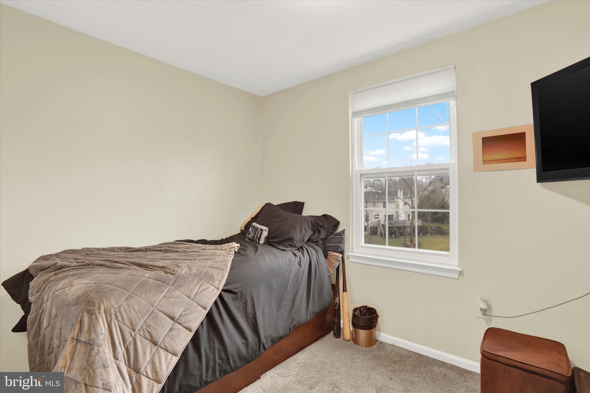 100 ACRE WOODS - Residential