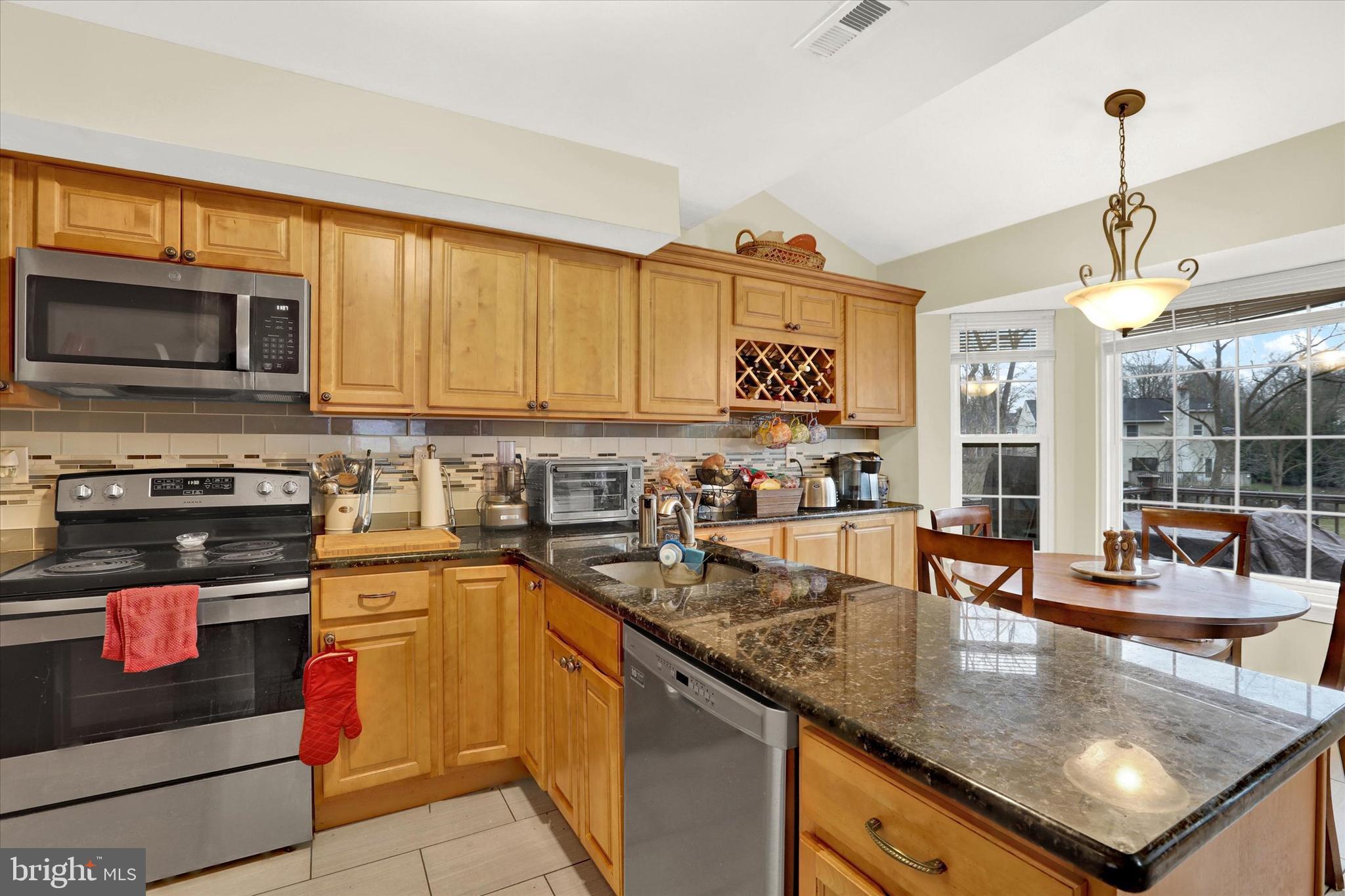 100 ACRE WOODS - Residential