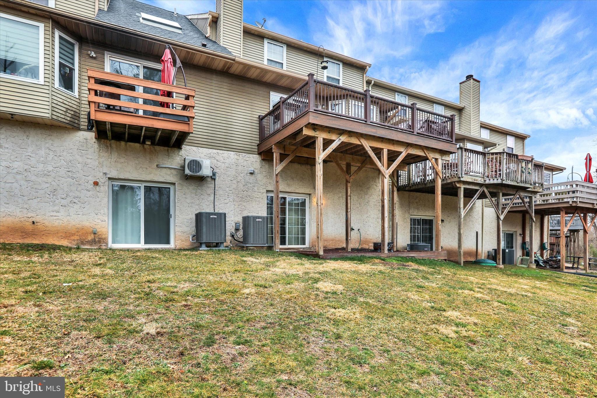 100 ACRE WOODS - Residential