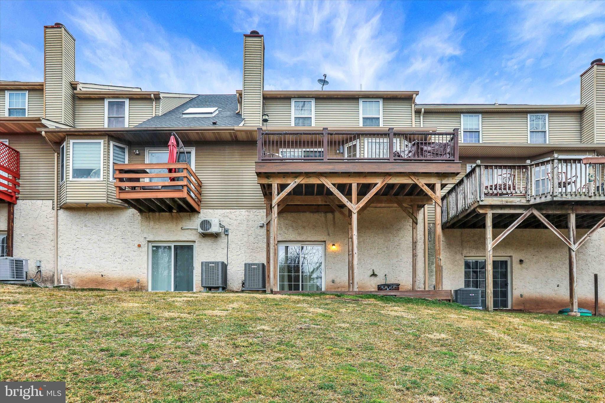 100 ACRE WOODS - Residential