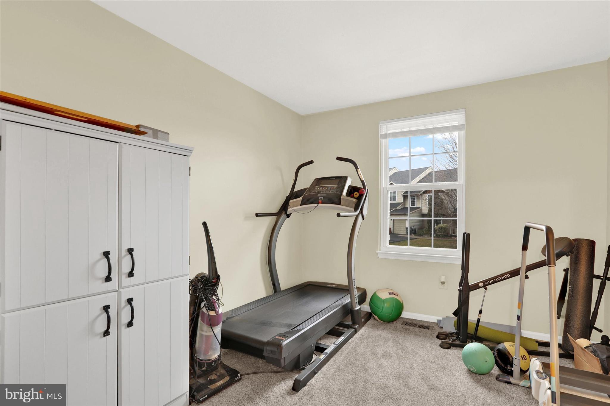 100 ACRE WOODS - Residential