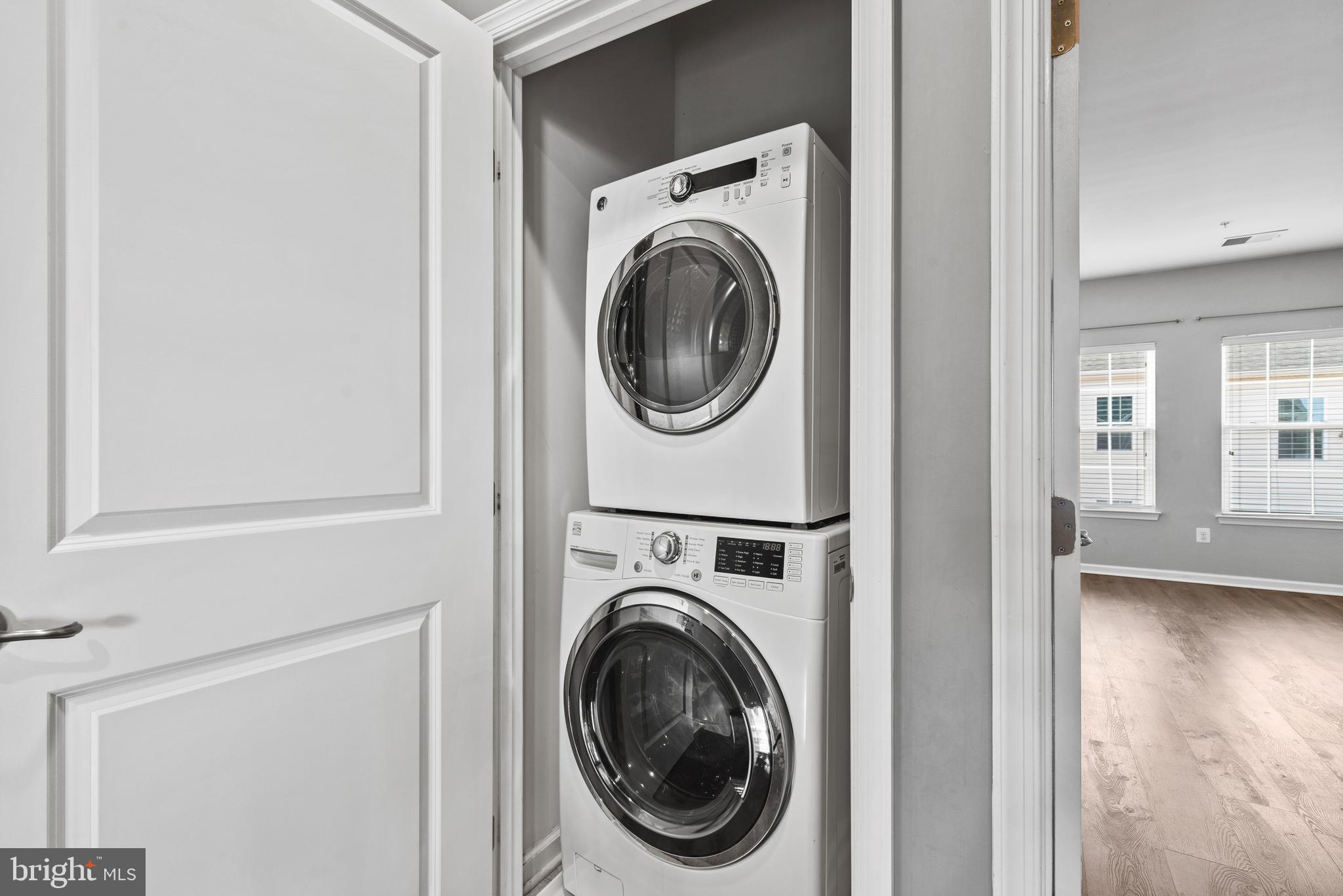 O'DONNELL SQUARE - Residential