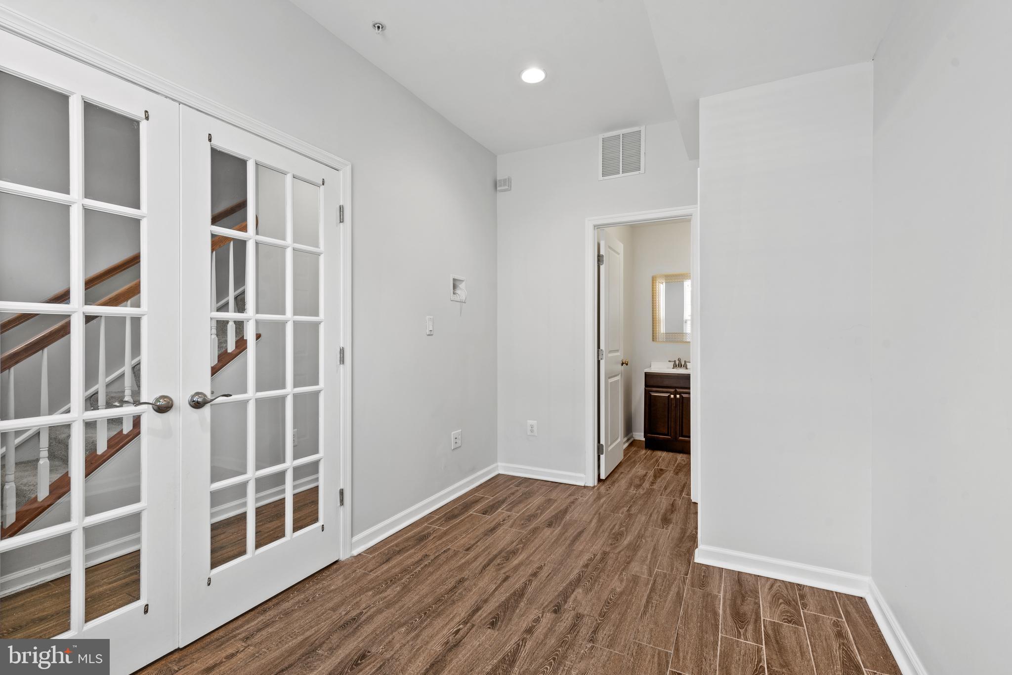 O'DONNELL SQUARE - Residential