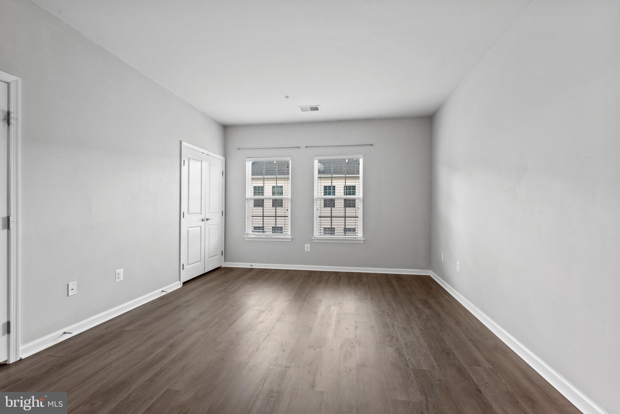 O'DONNELL SQUARE - Residential