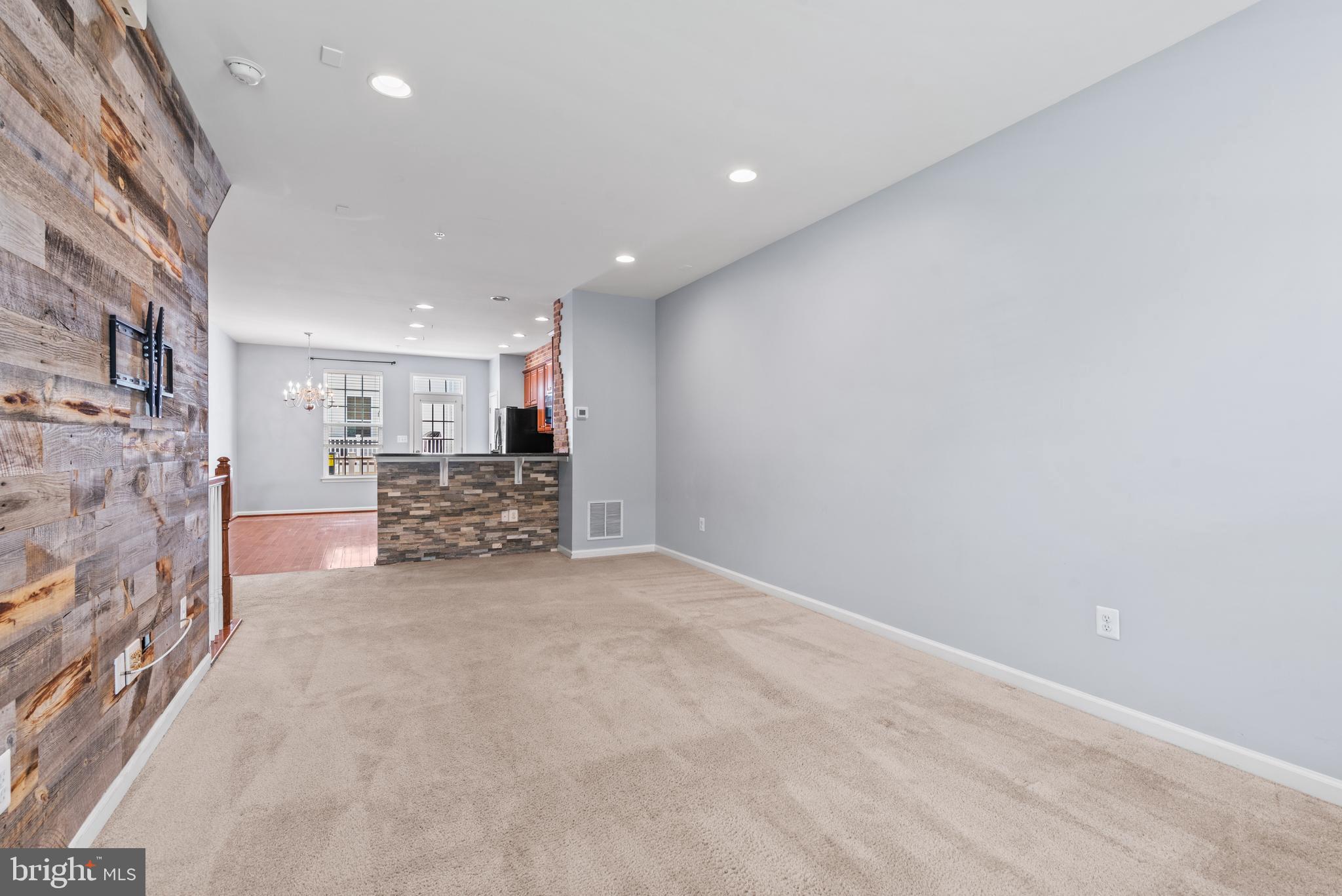 O'DONNELL SQUARE - Residential