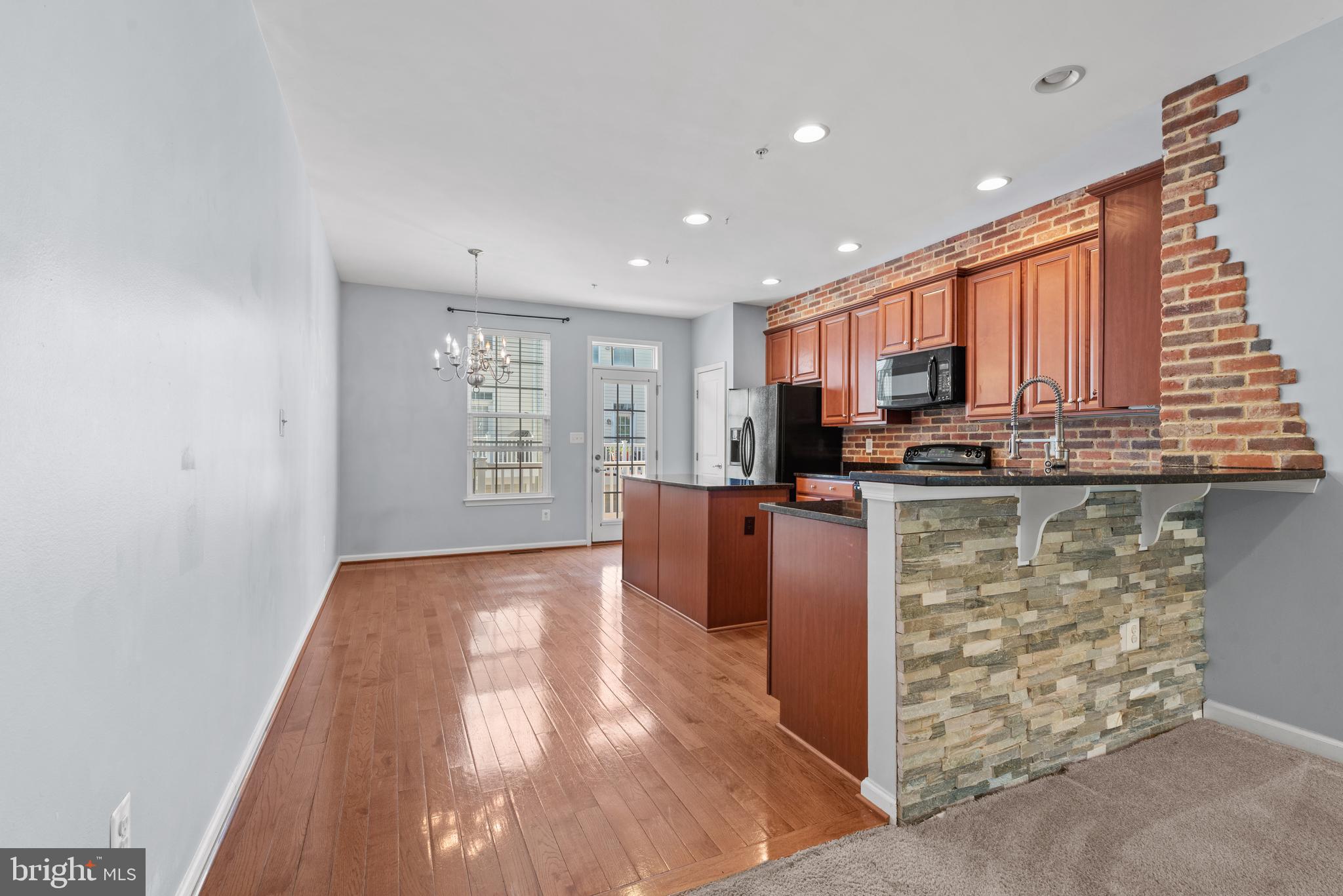 O'DONNELL SQUARE - Residential