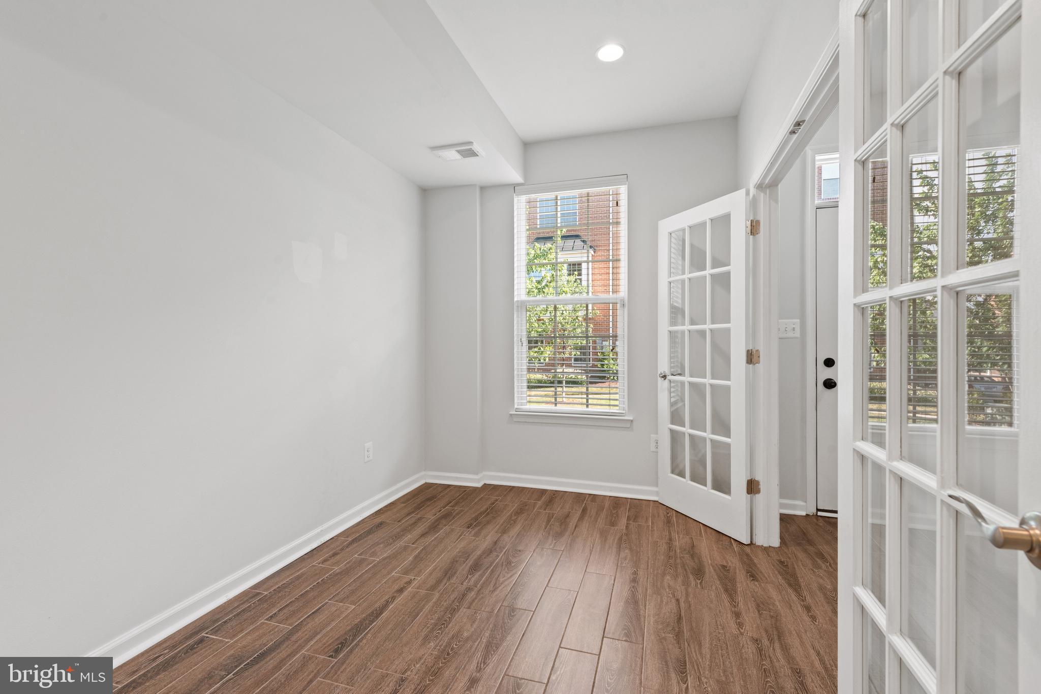 O'DONNELL SQUARE - Residential