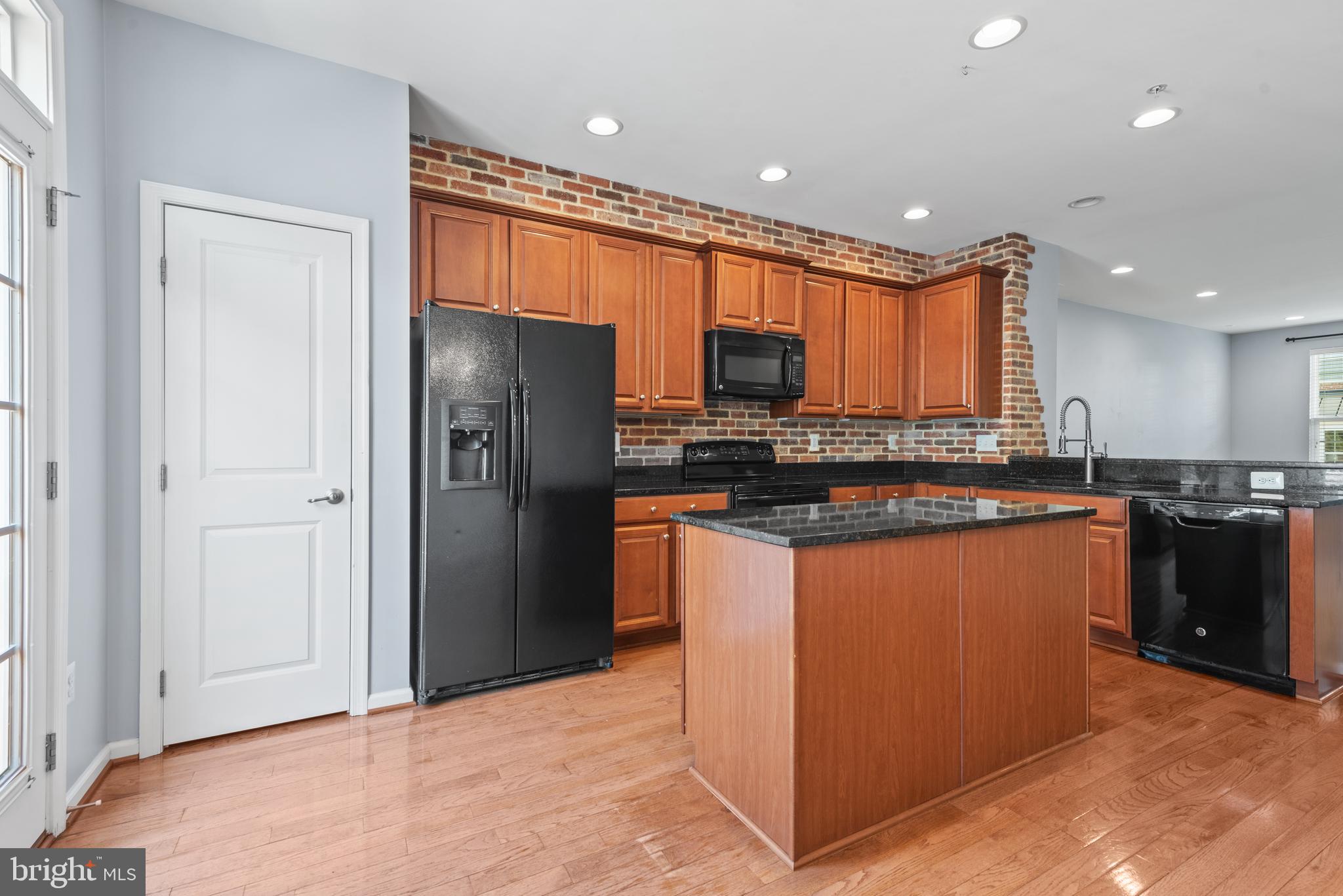 O'DONNELL SQUARE - Residential