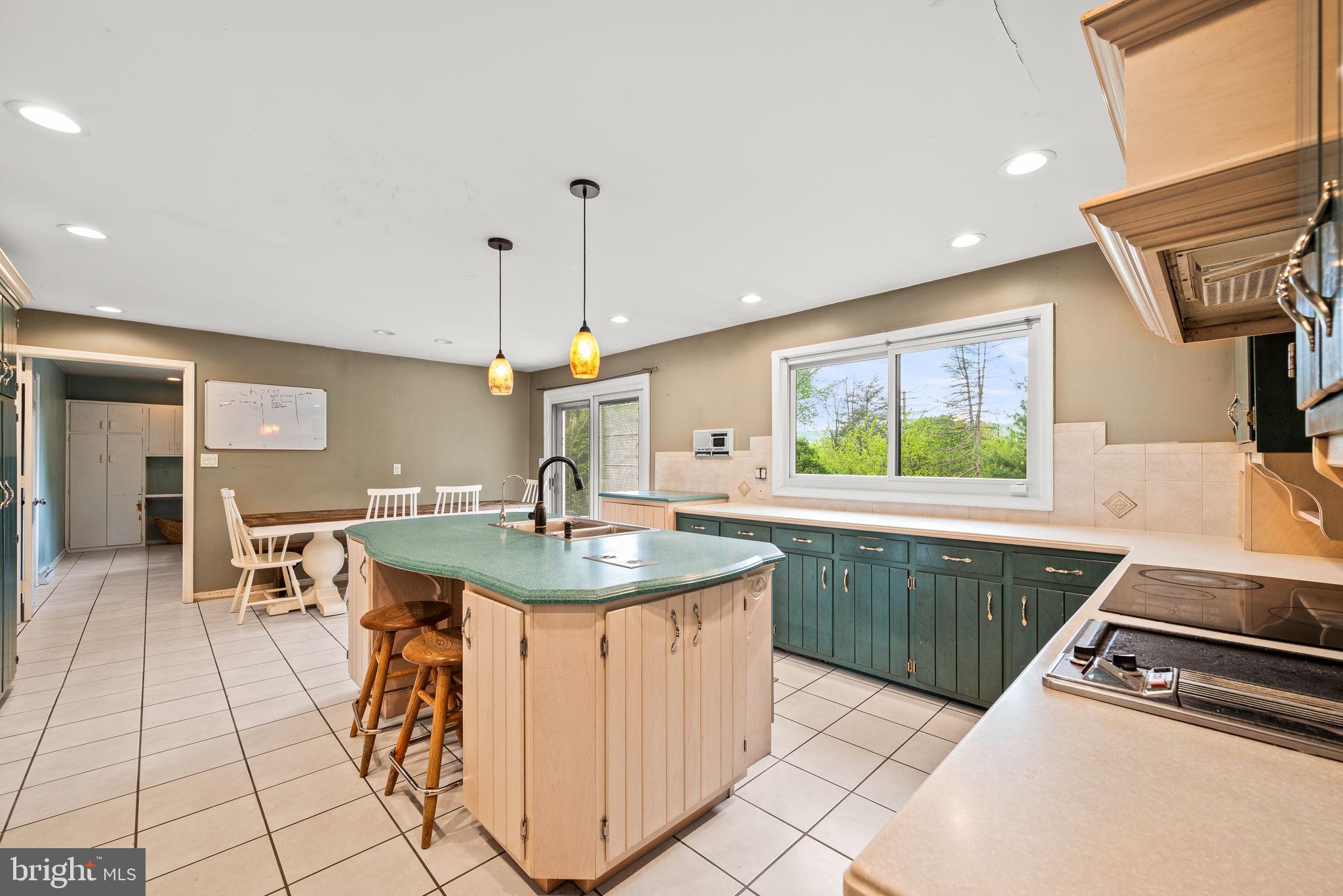 GLEN OLEY FARMS - Residential