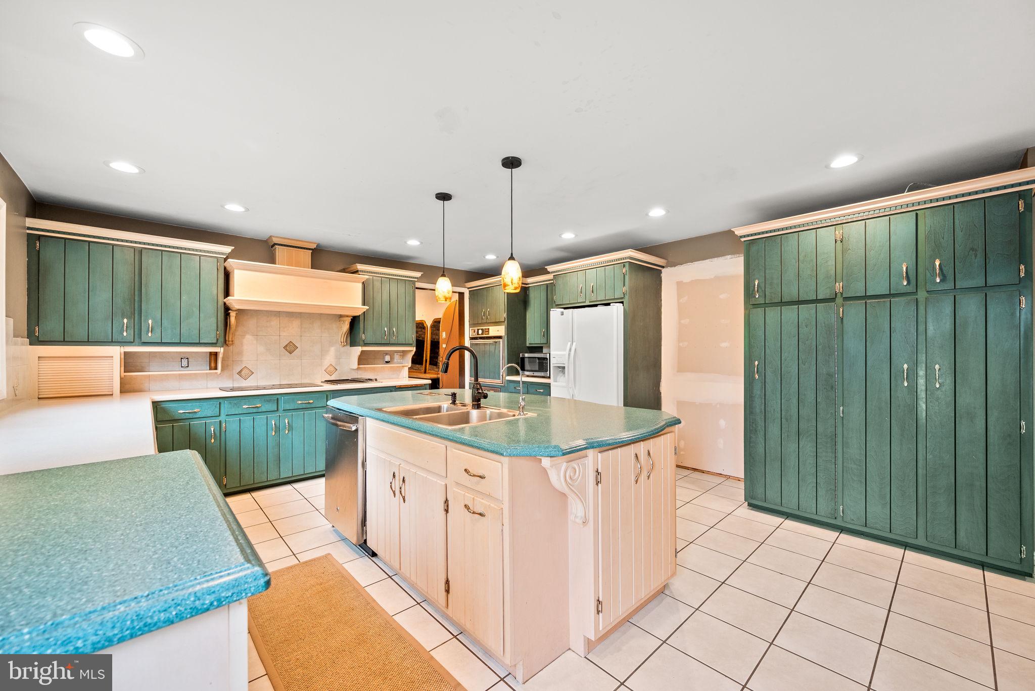 GLEN OLEY FARMS - Residential