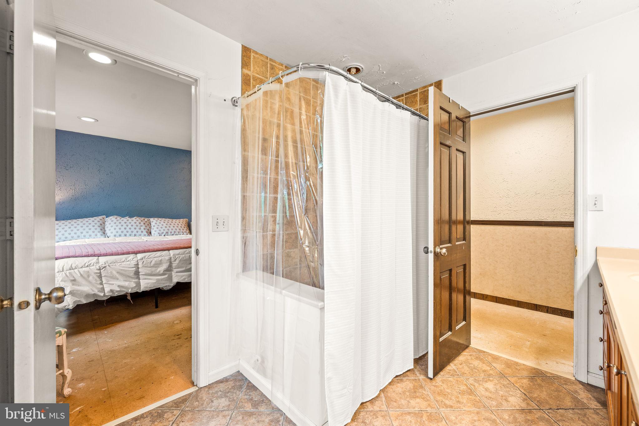 GLEN OLEY FARMS - Residential