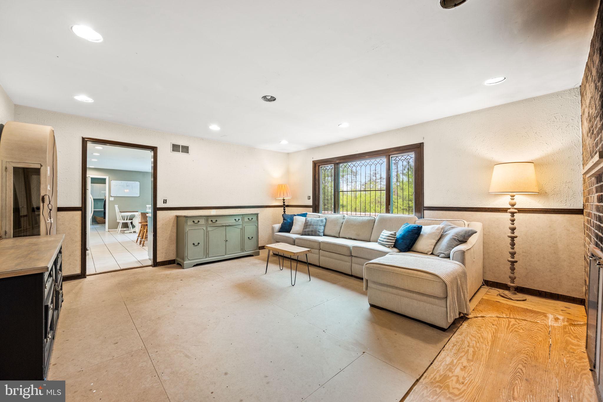 GLEN OLEY FARMS - Residential