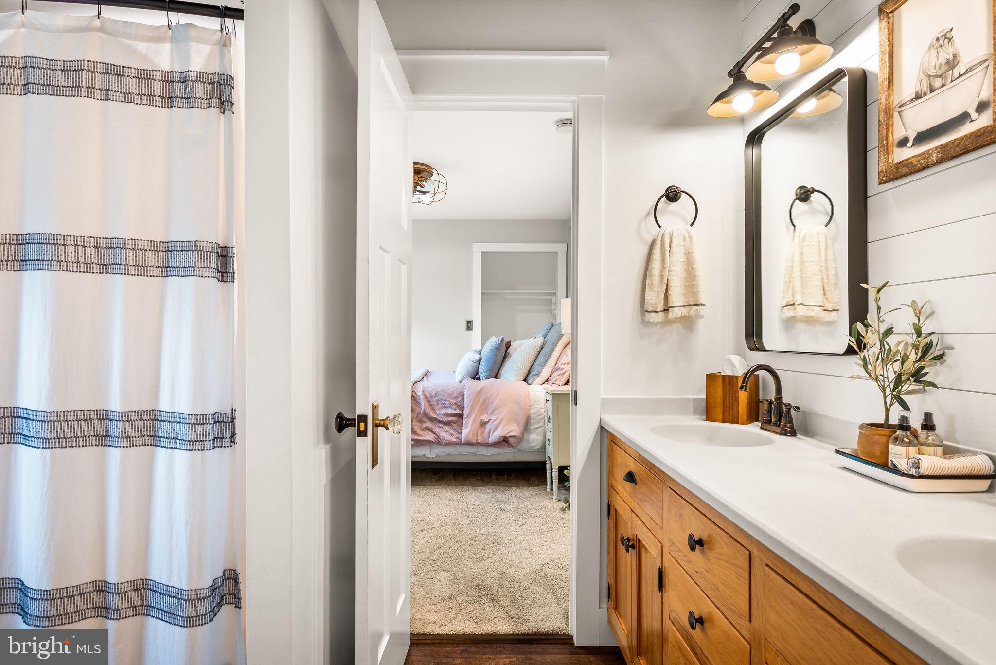 GLEN OLEY FARMS - Residential