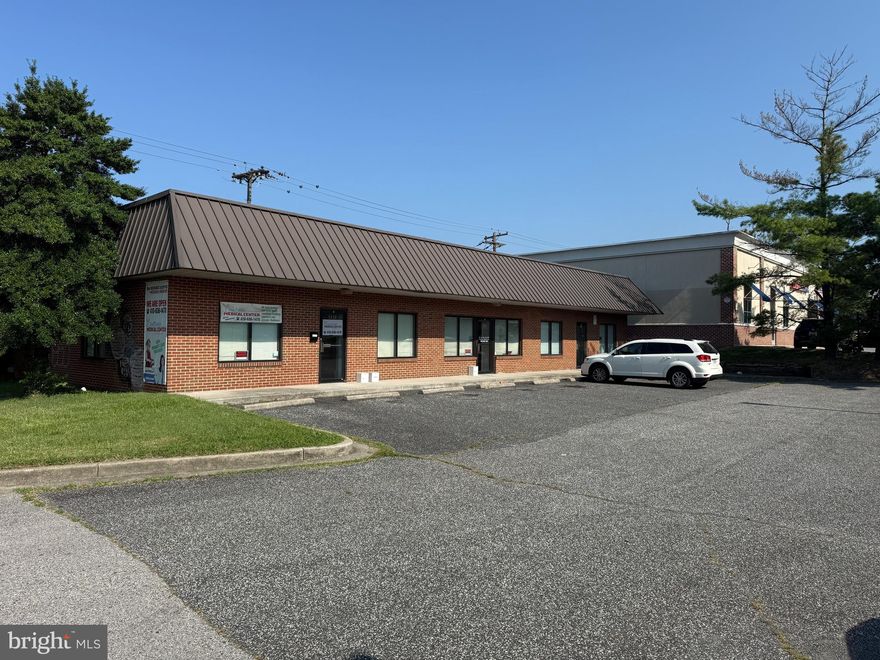 Rarely Available opportunity on RITCHIE HWY.. Command top $$ rent for up to 3 Office suites.. TWO have been built out and 1 remains a blank canvas for your next potential tenant..  3200 Square feet with parking for up to 20 vehicles. Other uses in clude Restaurant and Retail (verification of details particular to alt uses to be obtained by the buyer through  AA Cty).