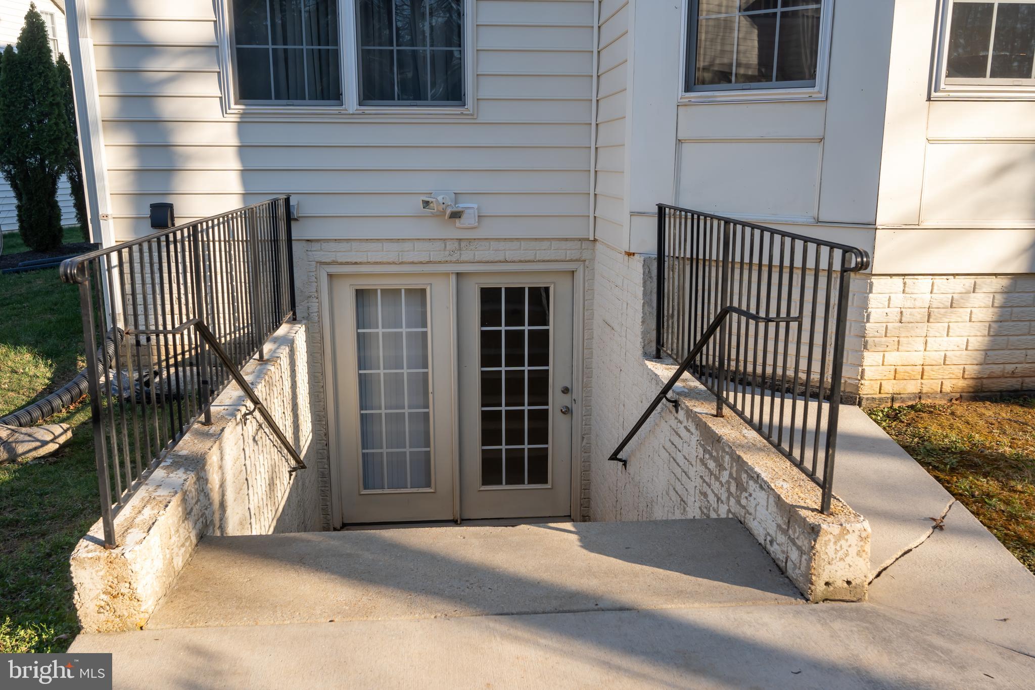 GLENN ESTATES - Residential Lease