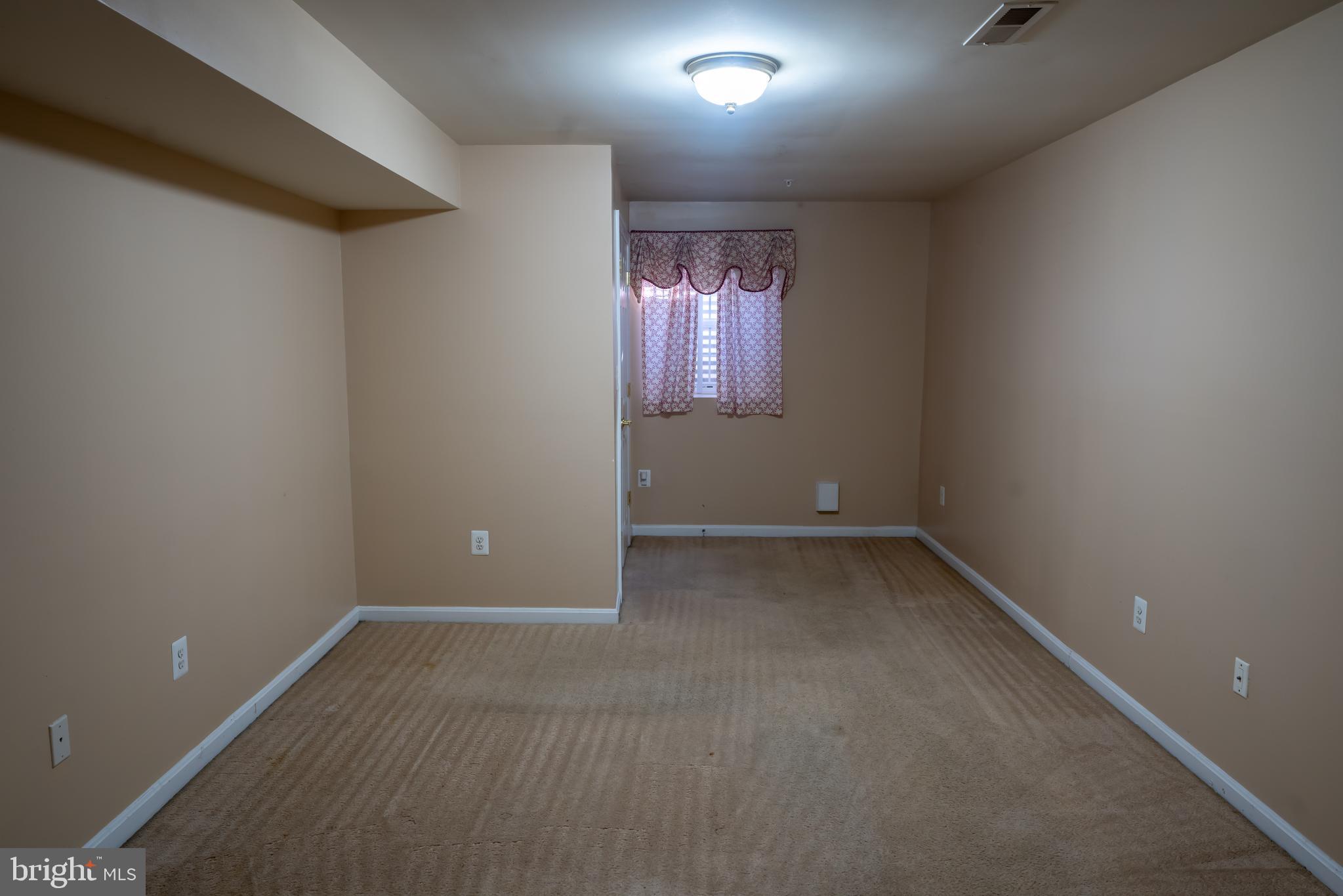 GLENN ESTATES - Residential Lease