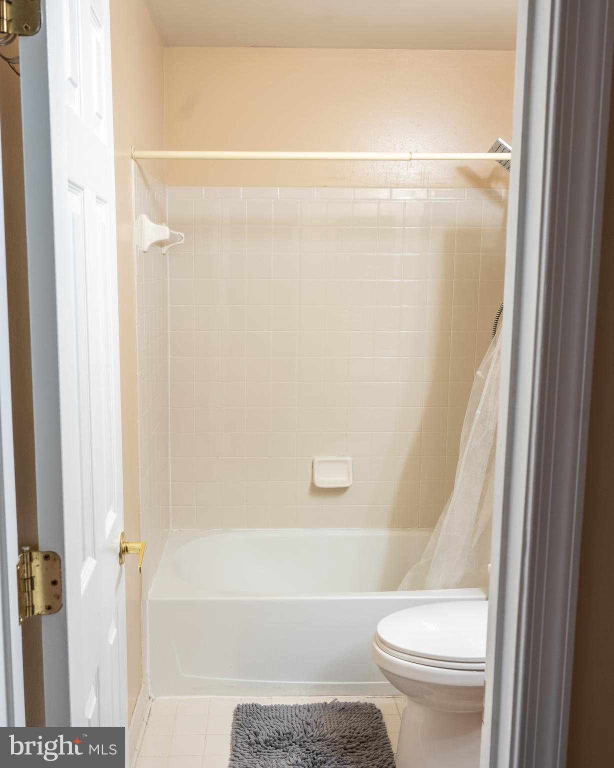 GLENN ESTATES - Residential Lease