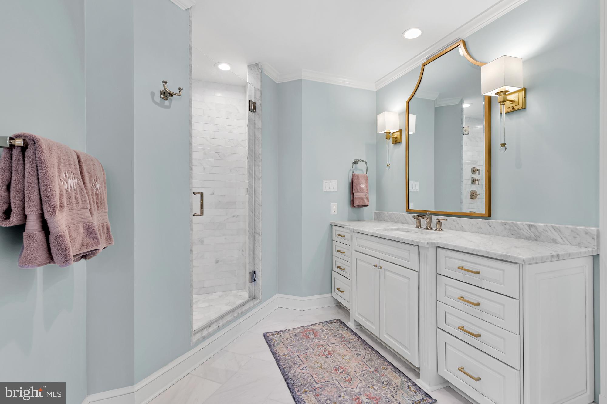 BRADLEY HILLS GROVE - Residential