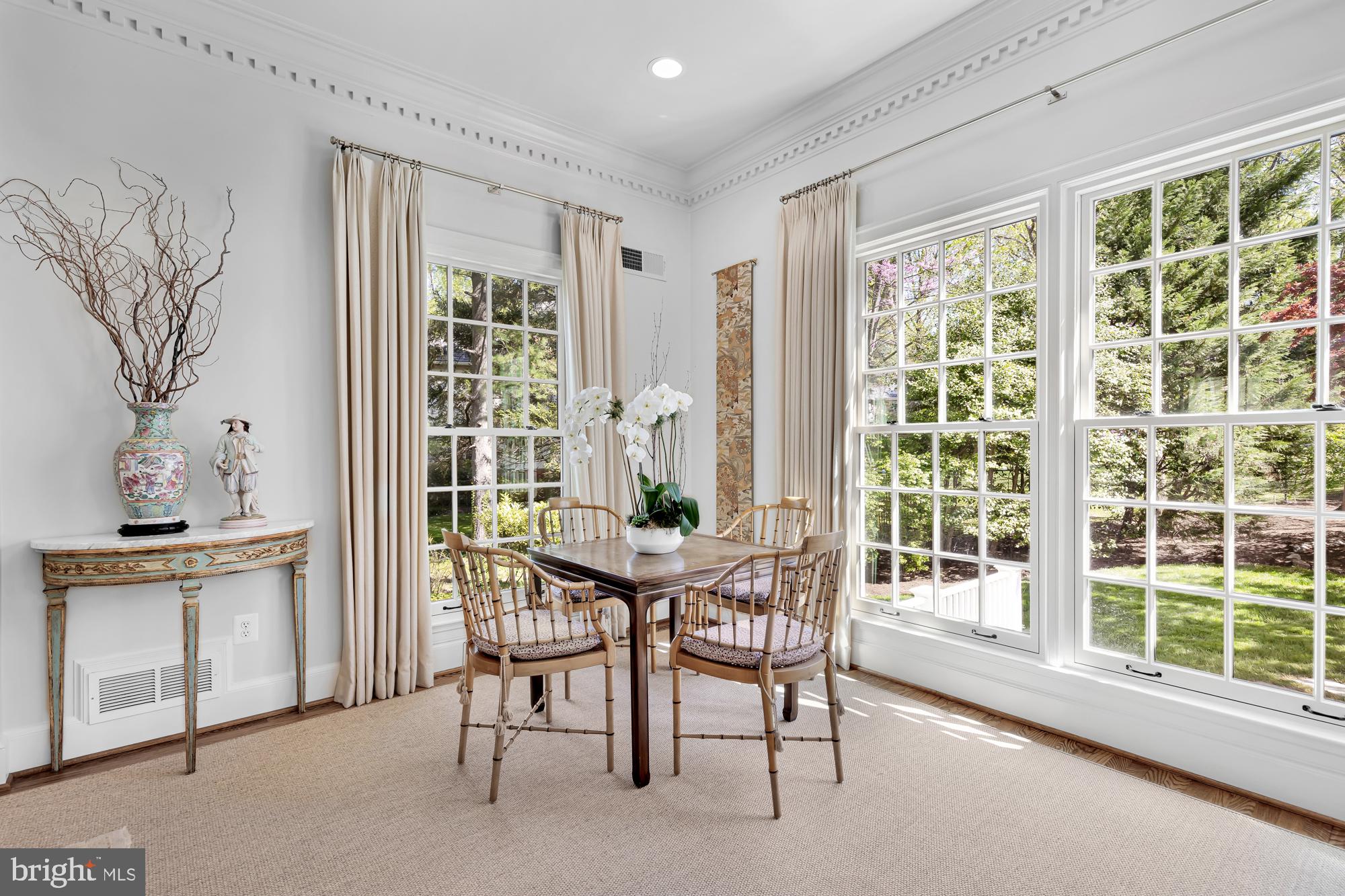 BRADLEY HILLS GROVE - Residential