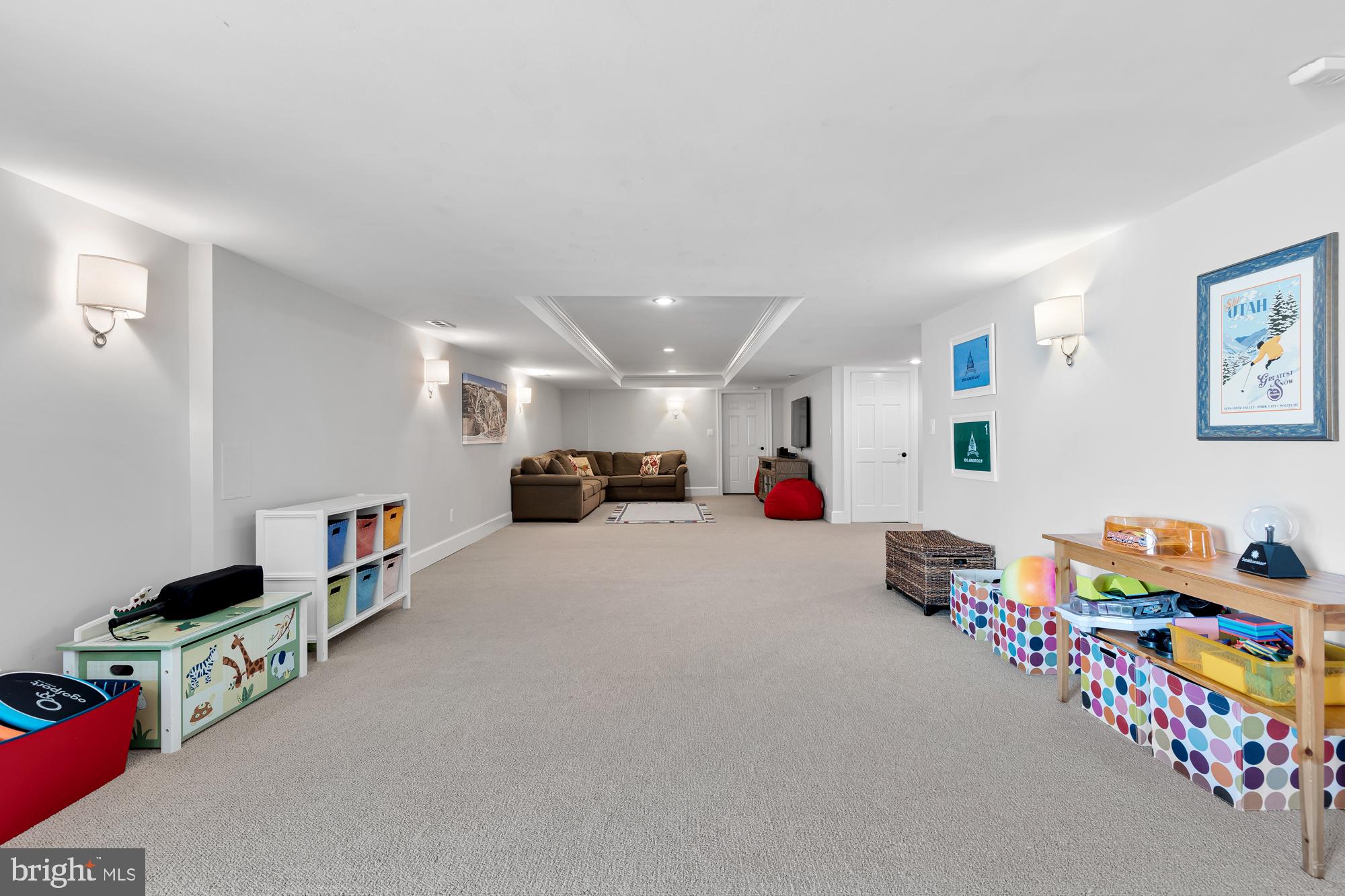 BRADLEY HILLS GROVE - Residential