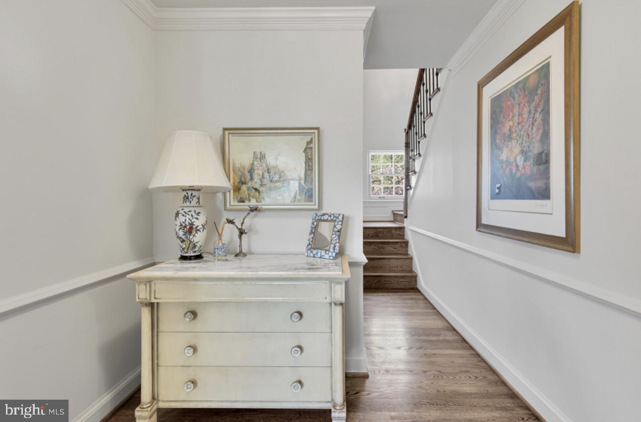 BRADLEY HILLS GROVE - Residential