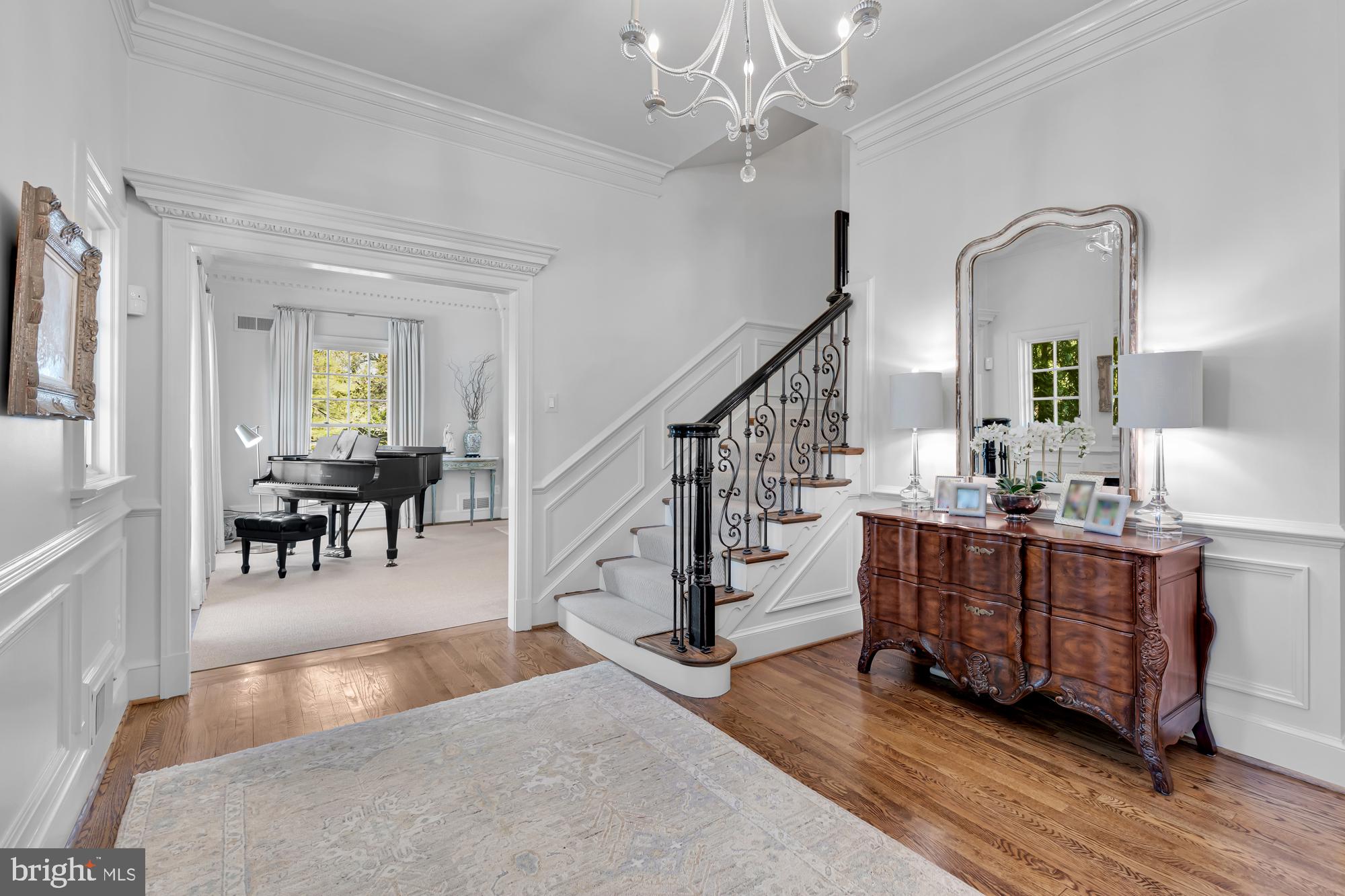 BRADLEY HILLS GROVE - Residential