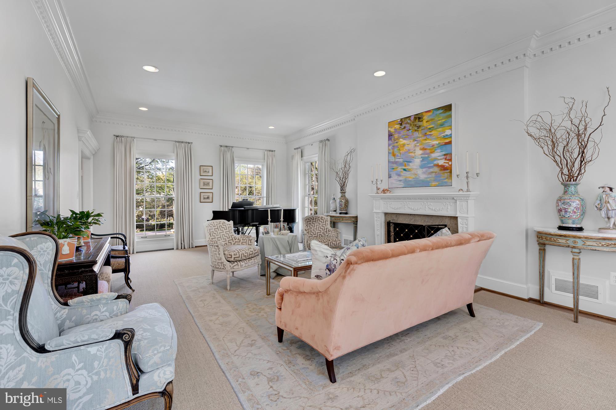 BRADLEY HILLS GROVE - Residential