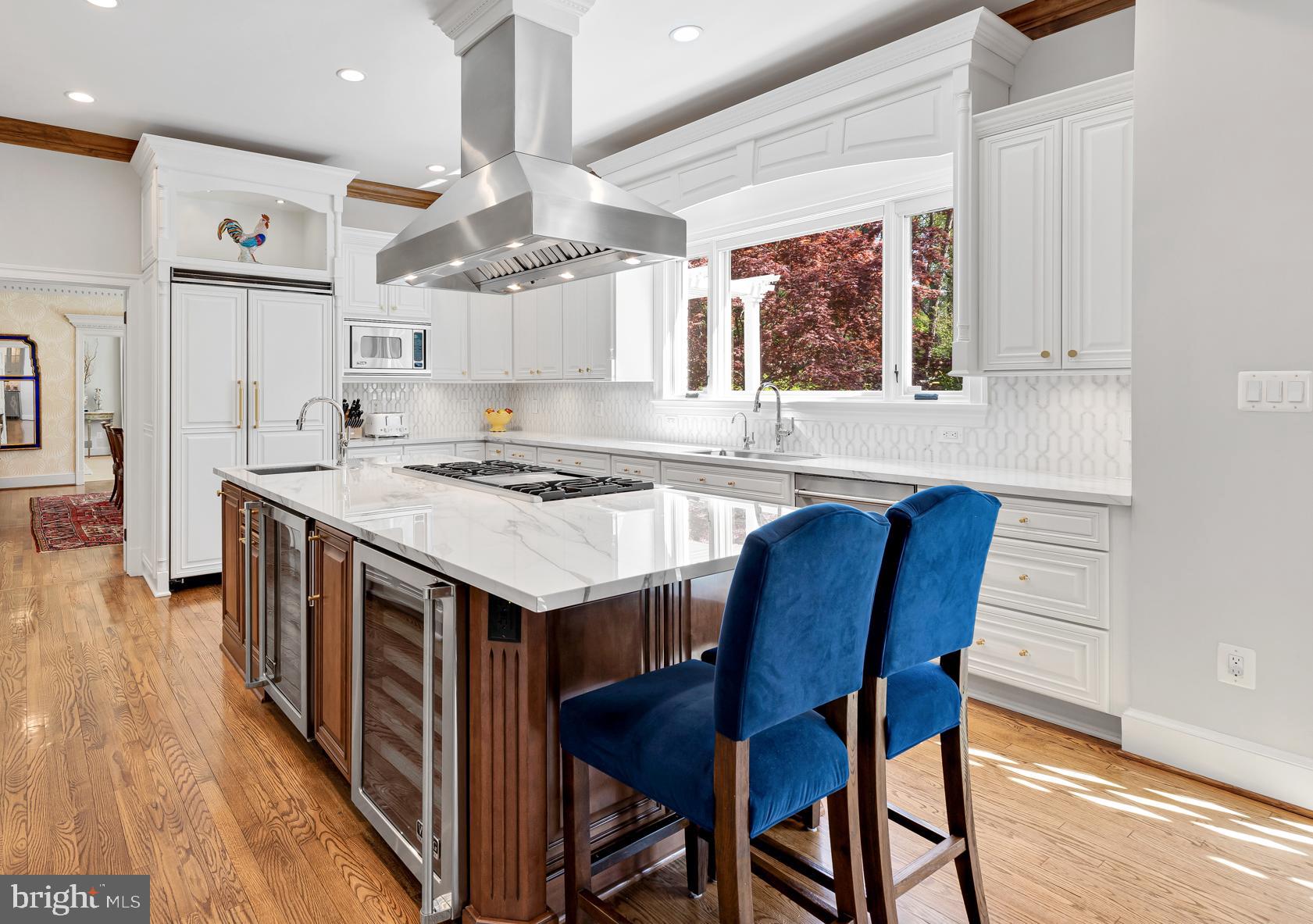 BRADLEY HILLS GROVE - Residential