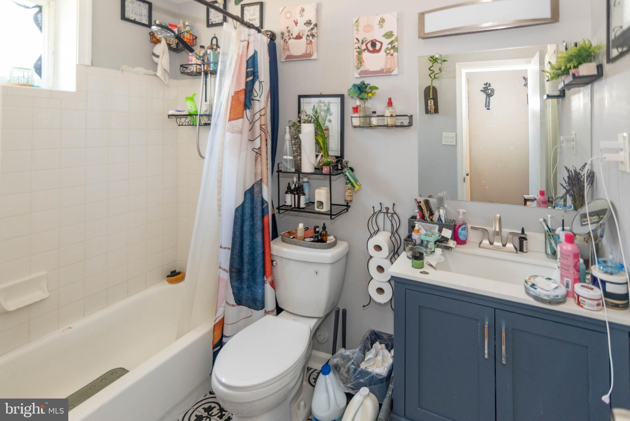 ROSEMONT EAST - Residential