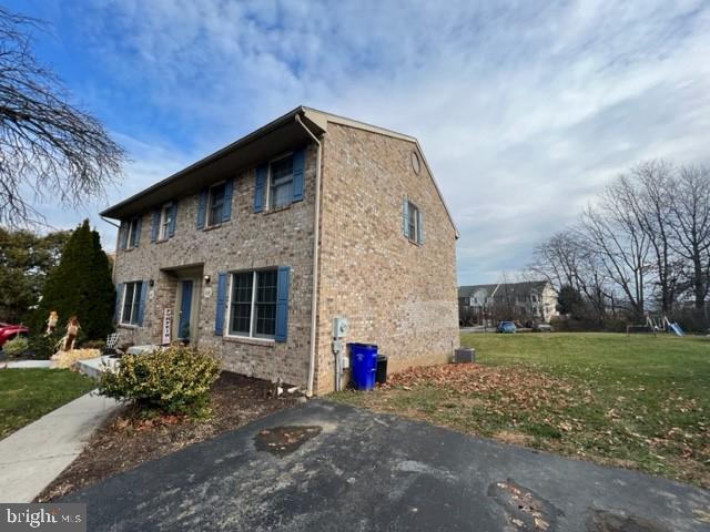 NORTH GATE TOWNE HOMES - Residential Lease