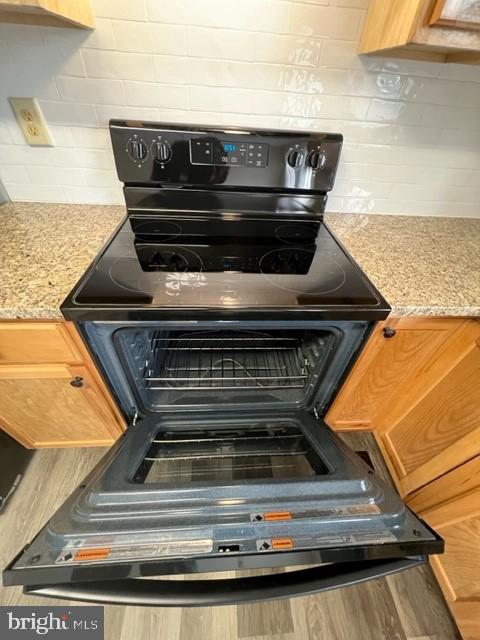 NORTH GATE TOWNE HOMES - Residential Lease