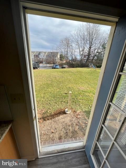 NORTH GATE TOWNE HOMES - Residential Lease