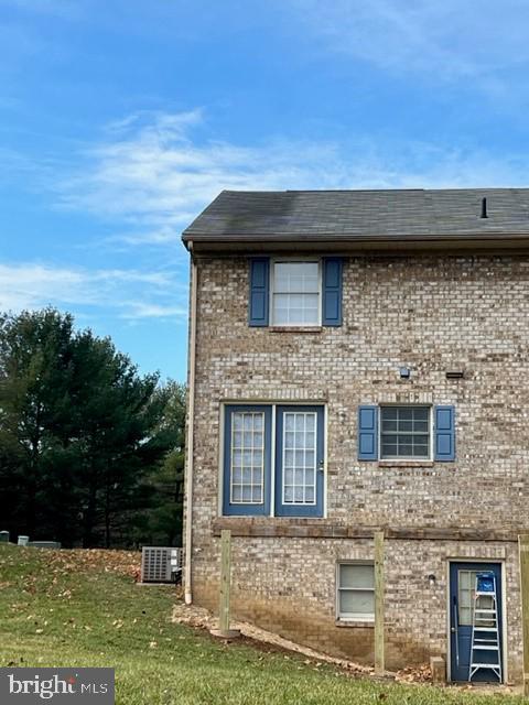 NORTH GATE TOWNE HOMES - Residential Lease