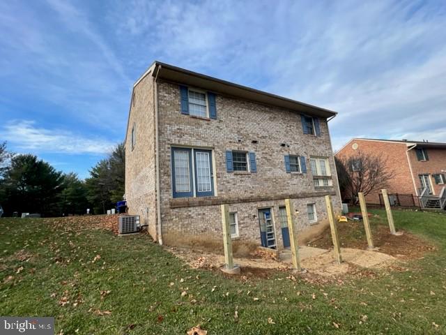 NORTH GATE TOWNE HOMES - Residential Lease