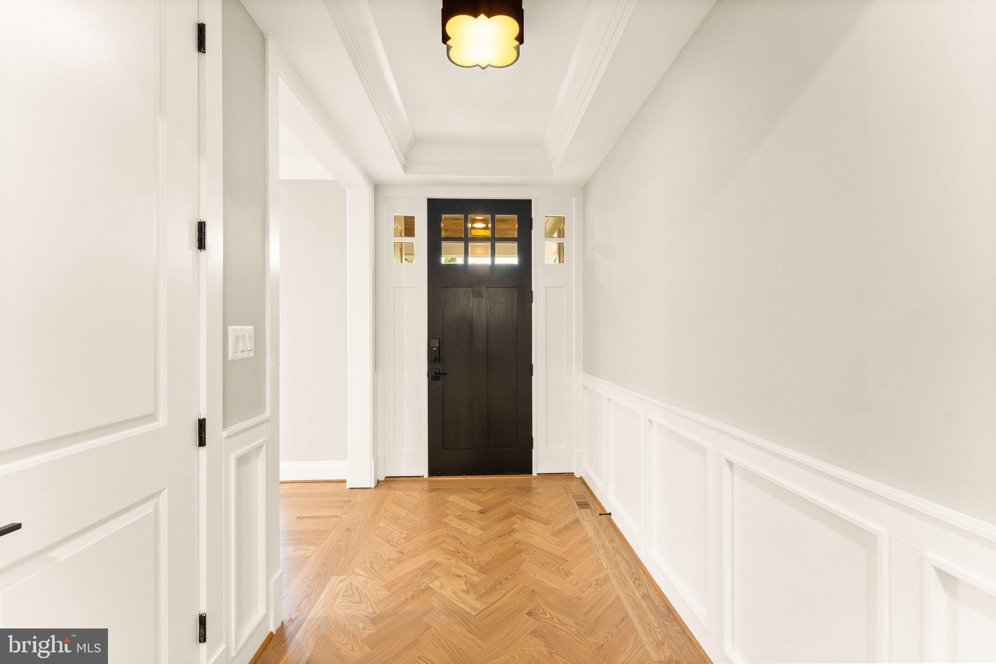 VIENNA WOODS - Residential