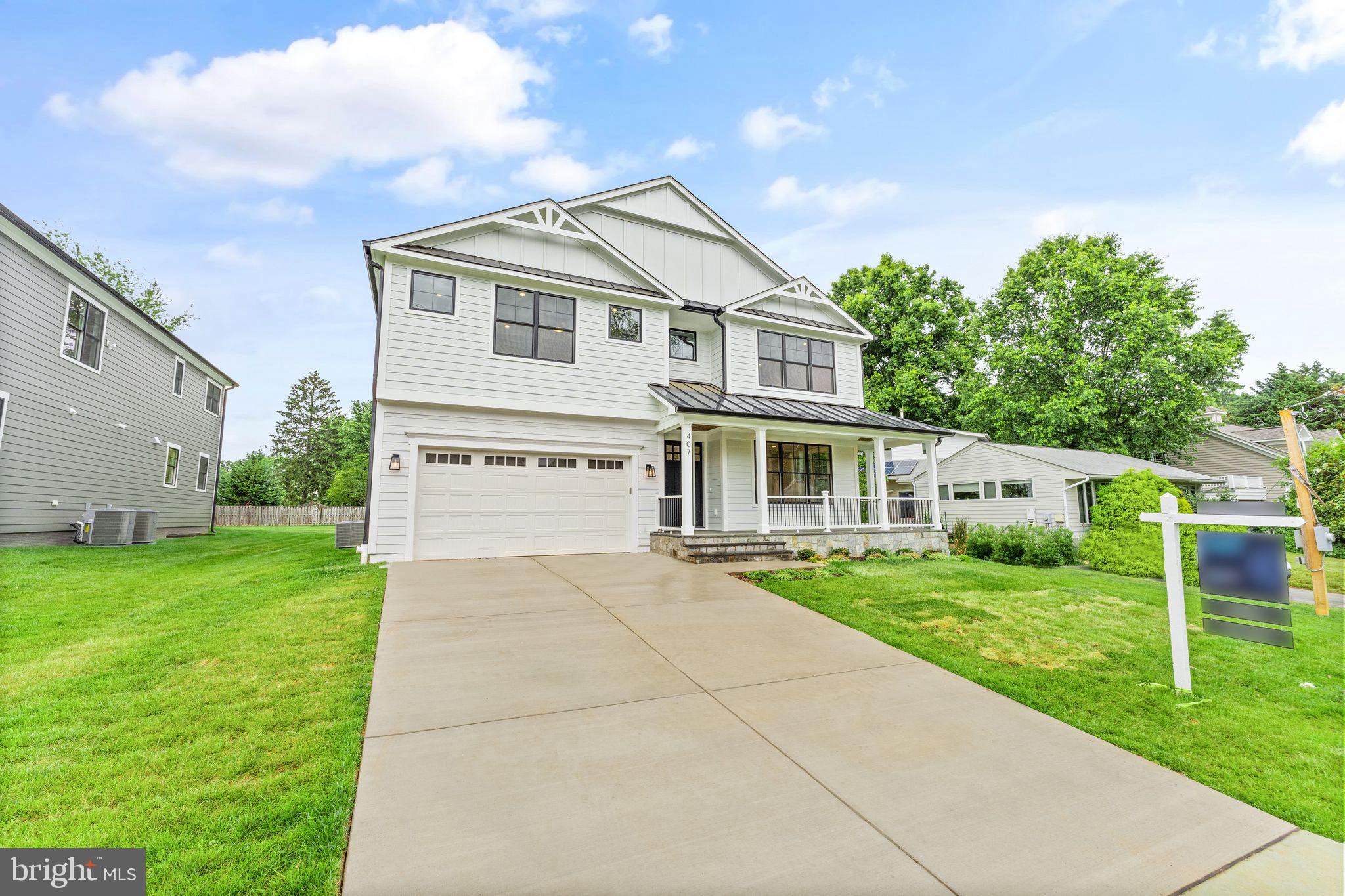 VIENNA WOODS - Residential