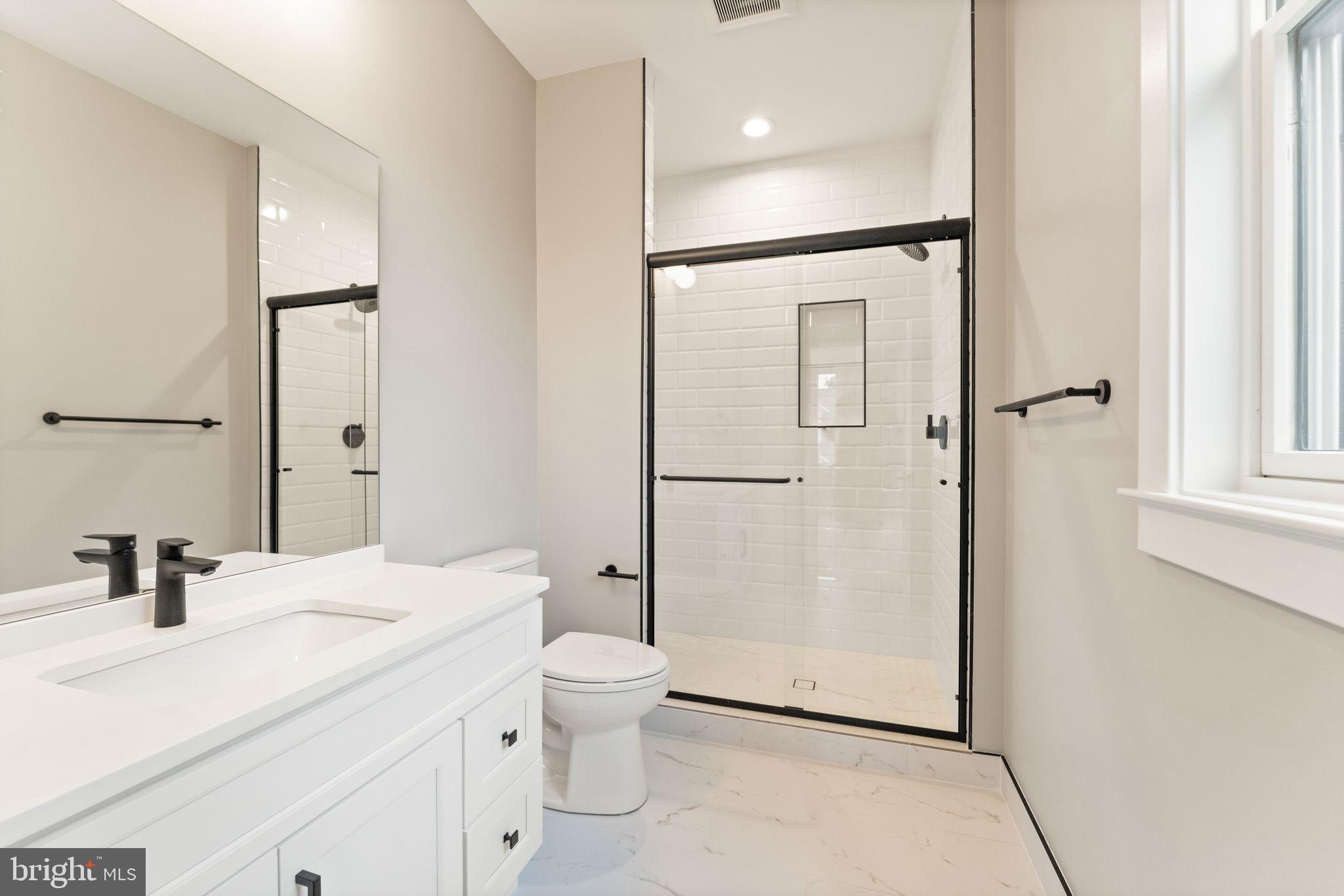 VIENNA WOODS - Residential